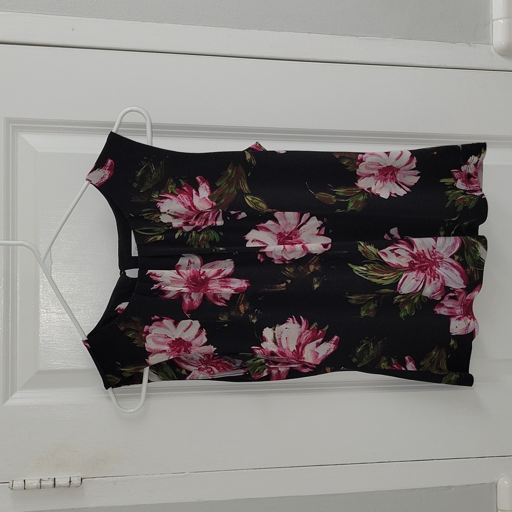 Calvin Klein Pleated Floral Top